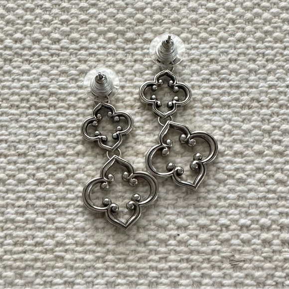 BRIGHTON Toledo Post Drop Earrings • JE9332 • Silver Plated • Double Clover - Picture 4 of 11